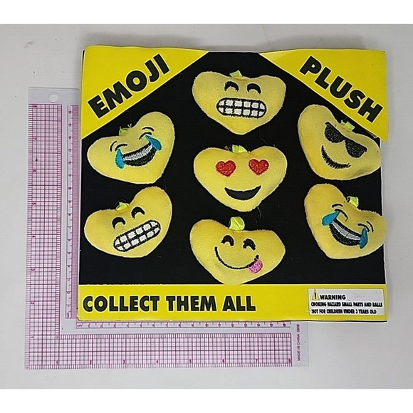 Vintage Vending Display Board Emoji Plush Toys 0367 - Picture 1 of 2